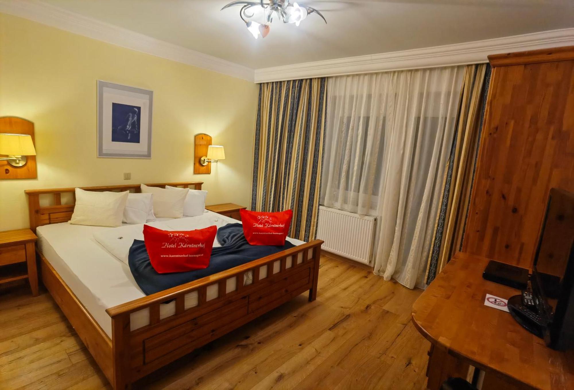 Hotel Kaerntnerhof & Suiten 3 بريسيغ المظهر الخارجي الصورة